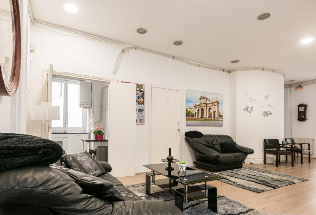 M&F 7 Rooms/7 Bathrooms Over Gran Via Madrid Exterior foto